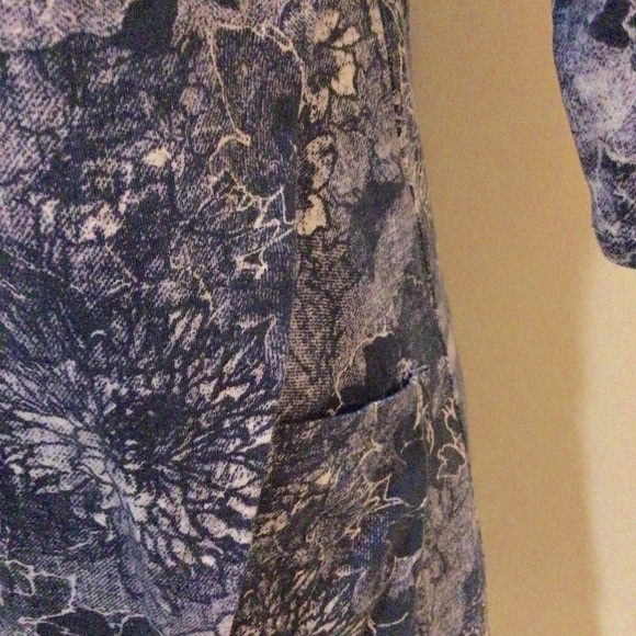 J. Jill Pure Jill Blue Floral Faux Wrap Style Pocket Shift Dress (S) Tall - Picture 5 of 7